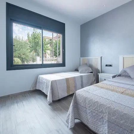 R94 Con Piscina Privada 20m De La Playa Villa Calafell