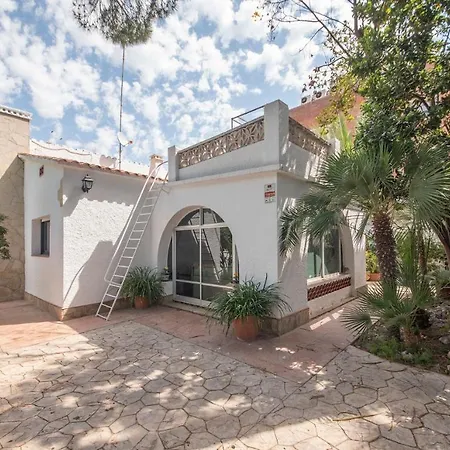 R94 Con Piscina Privada 20m De La Playa