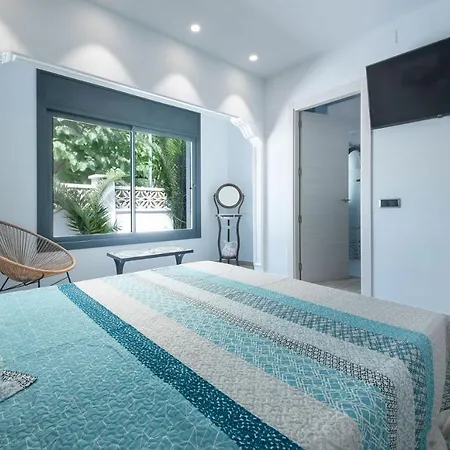 Villa R94 Con Piscina Privada 20m De La Playa *