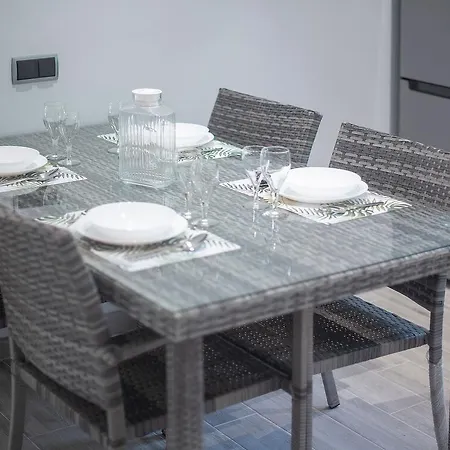R94 Con Piscina Privada 20m De La Playa Villa